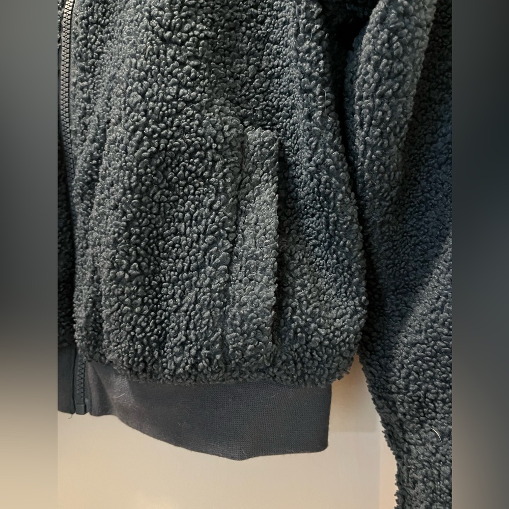 Fabletics Spencer Reversible Teddy Jacket - Picture 4 of 7